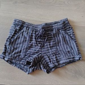 Soft Linen Shorts (Tagret)